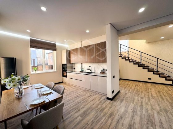 Новий Будинок з вільним плануванням, Биківня, метро Лісова Киев