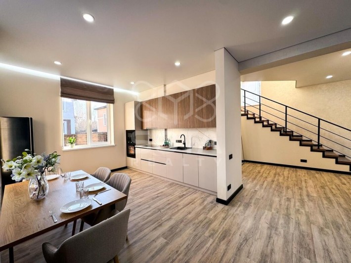 Новий Будинок з вільним плануванням, Биківня, метро Лісова - фото 1