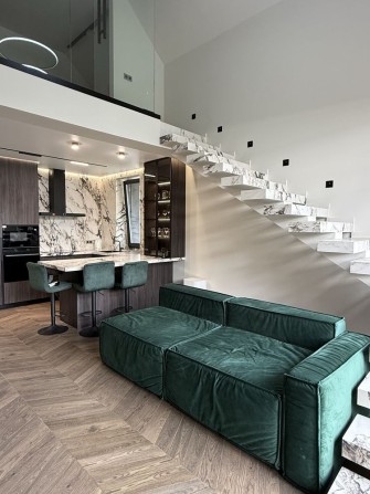 Продаж елітного котеджу з ремонтом та меблями - фото 1