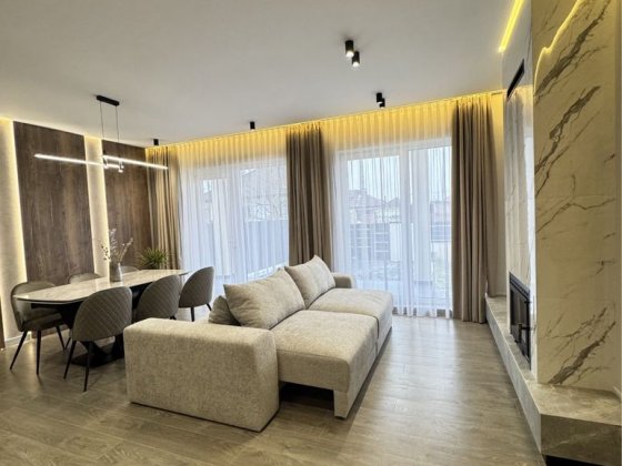 Продаж дуплексу з гаражем|котедж|будинок Ужгород