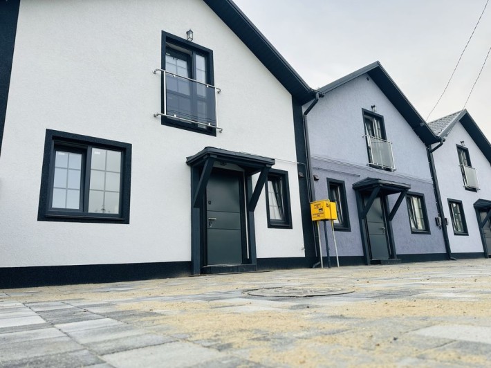 Таунхаус в місті 100м2 4 спальні 5хв Академічний - фото 1