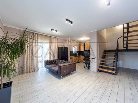 Продажа дуплекса пл. Шевченко Соломенский район Киев