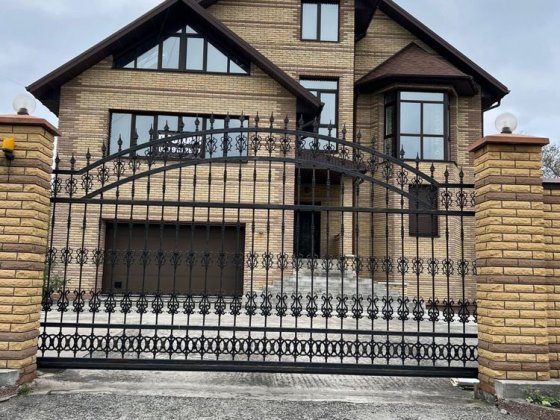 Продаж будинку м Київ, Голосіївський р-н , Віта Литовська Киев