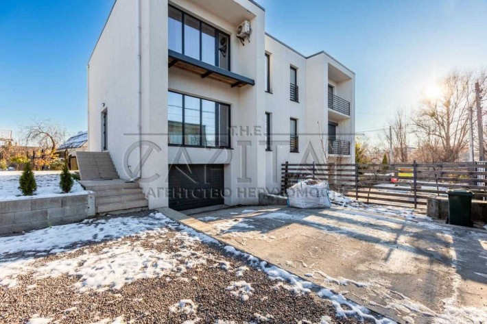 Продаж Дуплекс, Солом'янський район, пл. Шевченка, 180 м2 - фото 1