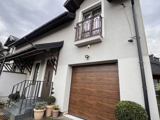 Продаж котеджу у Львові вул. Рудакі(р-н вул. Пасічна) Львів