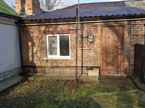 Продається частина будинку з вʼїздом в районі Телецентру Кропивницкий