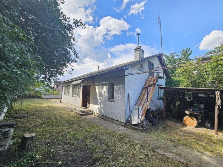 Будинок в ідеальній локації, ділянка 10 соток - фото 1