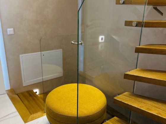 Продаж 6-кім. будинку 248 м.кв., в. Лінкольна Львів