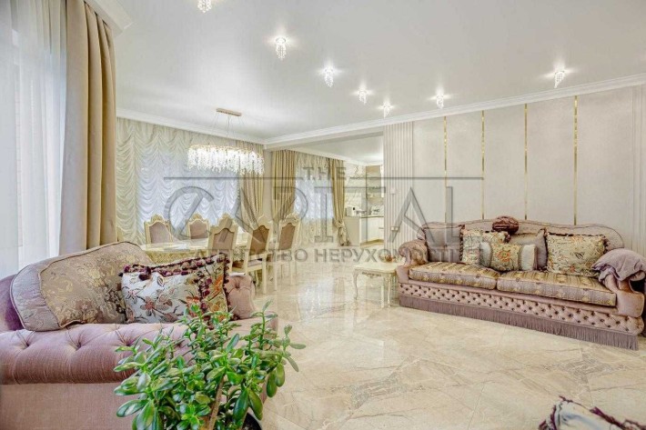 Продаж Будинку з дизайнерським ремонтом  вул. Садова, Осокорки, Київ - фото 1