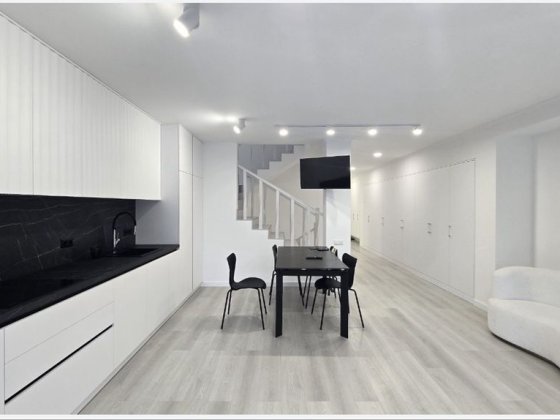 Продаж будинку з бомбосховищем Жуляни жк Удачний Киев