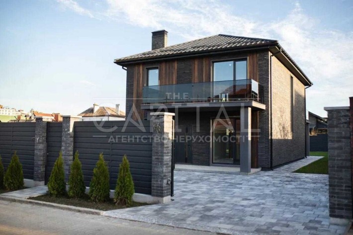 Продажа Дом 260м Жуляны КГ Счастье 8м соток! ул. Березовая Центр - фото 1