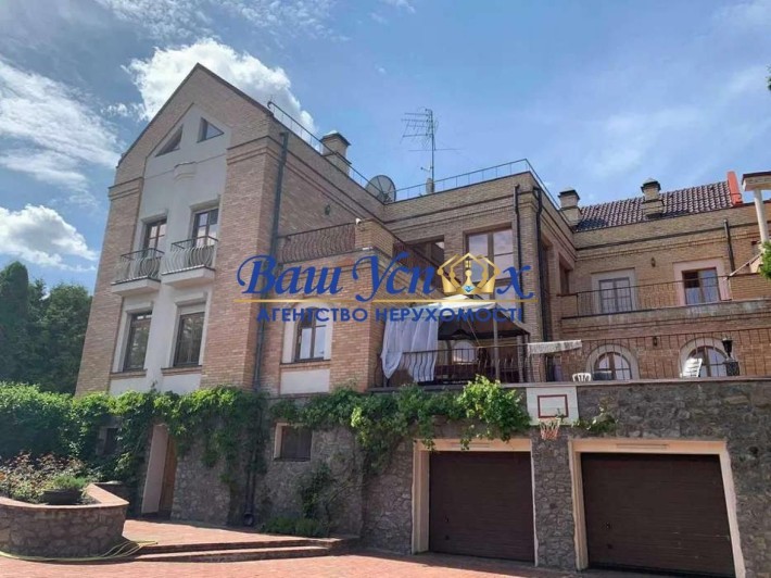 Продаж будинка . район Ветренные Горы. Подольский район. - фото 1