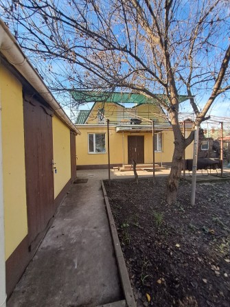 Продам добротний будинок, 6 соток, Замостя! - фото 1