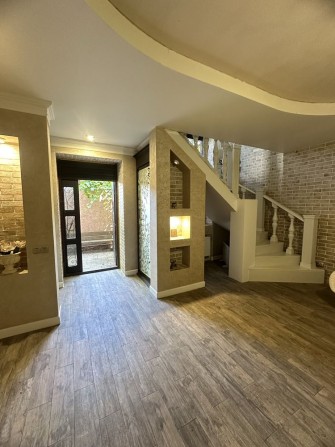 Гарний будинок в Ракетному Урочищі - фото 1