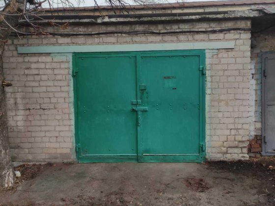 Оренда капітального гаража у центрі Павлограда (без комісії)