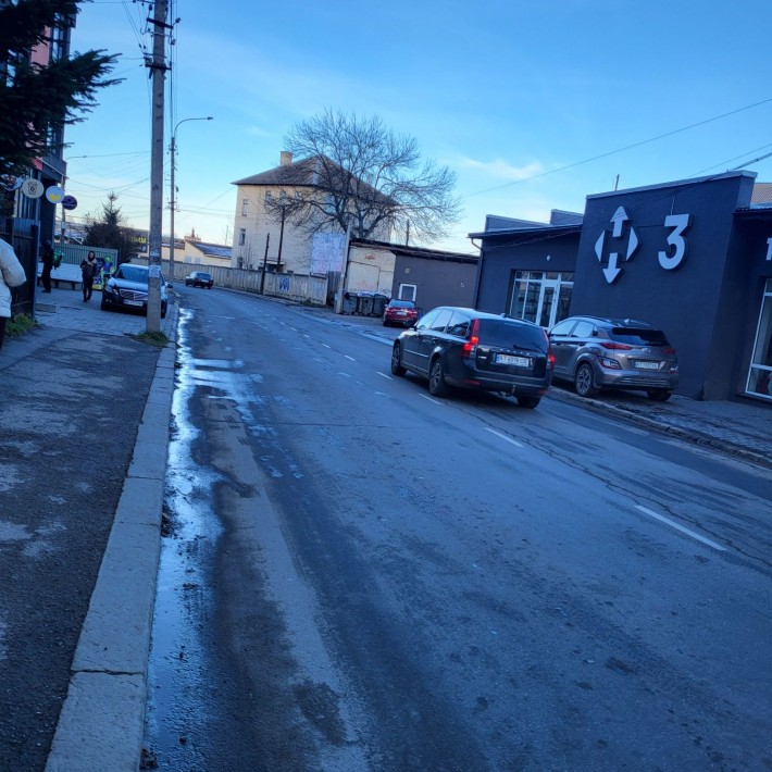 Оренда гаража вул Залізнична -рядом Незалежності - фото 1