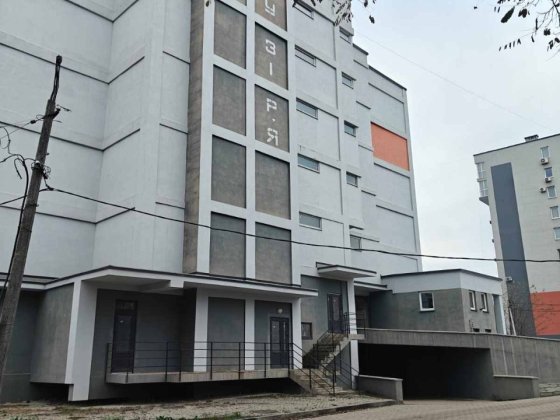 Здам гараж, р-н Майдан/Турист, комплекс Сузір'я Чернівці