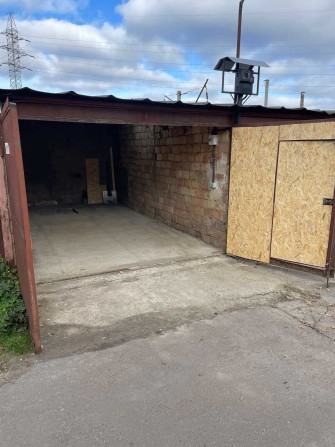 Оренда гаражу із зарядкою для електромоб Першотравневий вул Уманська - фото 1