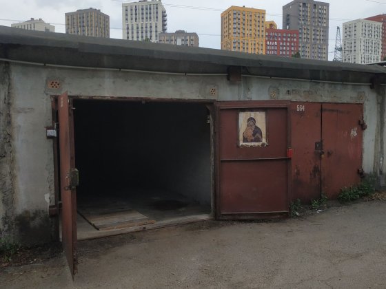 Здам гараж Печерський р-н. м.Видубичі Київ