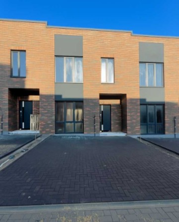 Таунхаус з центральними комунікаціями! 65 тис.$ БЕЗ Комісії - фото 1