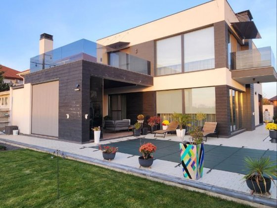 Современный дом в Совиньоне премиум-класса — 284 м²