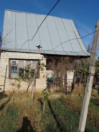 Продається дача із ділянкою 10 соток Сады 4. - фото 1