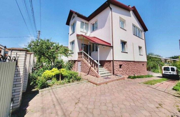 Продаж великого доглянутого будинку - фото 1