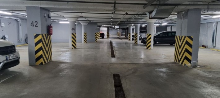 Аренда  подземного паркига м.Дорогожичи-м.Сырец. Рижская 73г,  4500грн - фото 1