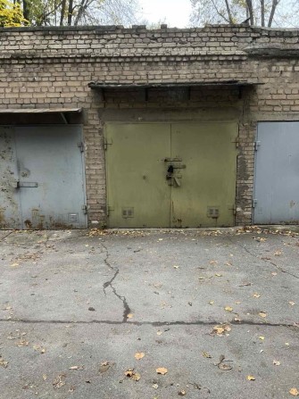 Сдам гараж центр возле проспекта - фото 1