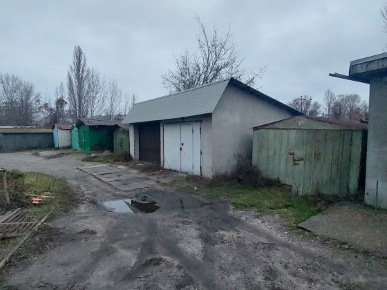 Аренда гаража ул.Березняковская 15.Березняки. Киев