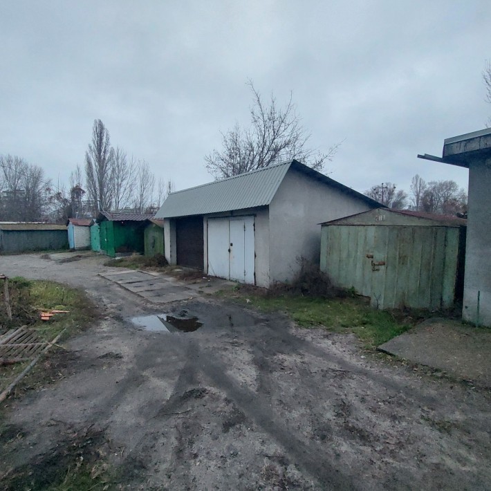 Аренда гаража ул.Березняковская 15.Березняки. - фото 1