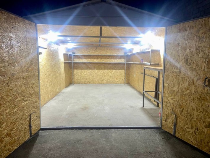 Сдам гараж район Эпицентра. - фото 1