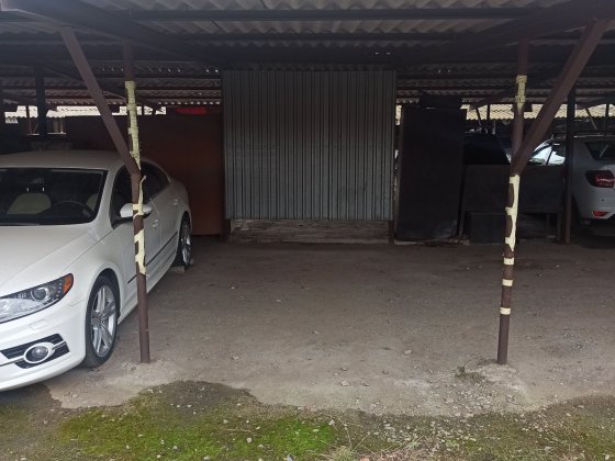 Место на крытой стоянке Одесса