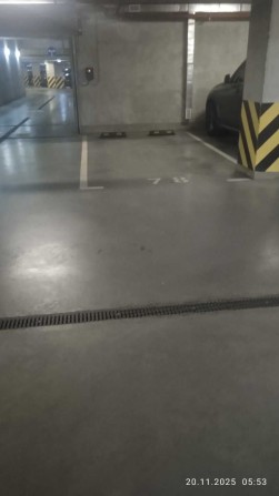 Оренда паркомісця в закритому паркінгу - фото 1