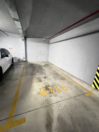 Паркинг Каманина рядом с лифтом/27 Жемчужина - фото 1