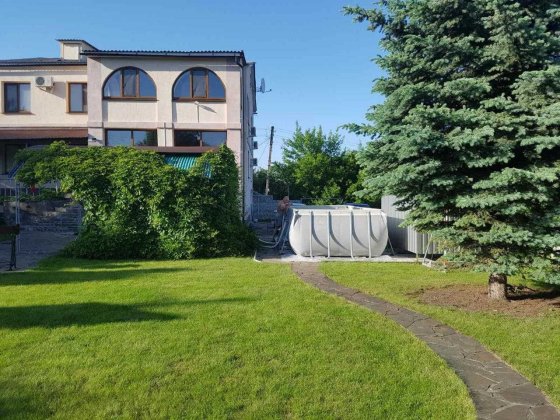 Дом 300 кв  м , поселок Жуковского Харьков