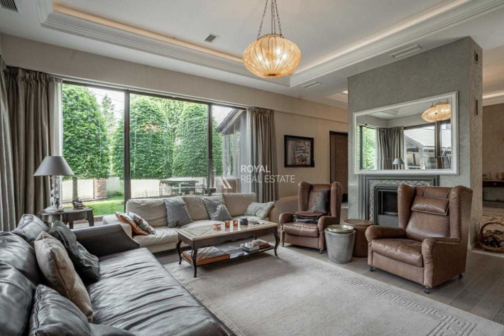 Продаж будинку Софіївська Борщагівка 8к 1200м2 вул Польова Без Комісії - фото 1