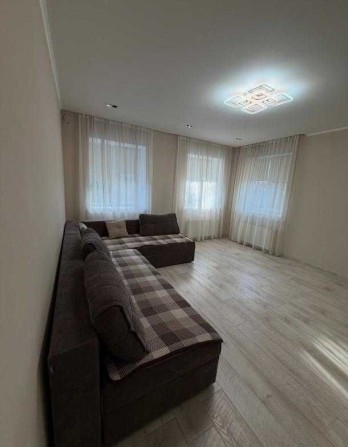 Продам целый кирпичный дом на Баварии - фото 1