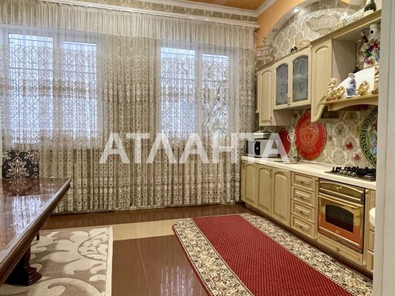 Продажа дома в Золотом треугольнике Одессы