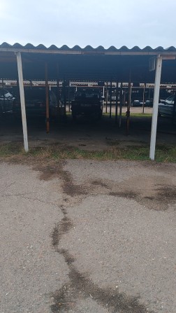 Задам место на крытой охраняемой стоянке - фото 1