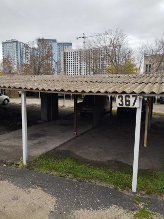 Парковочное место на охраняемой автостоянке - фото 1