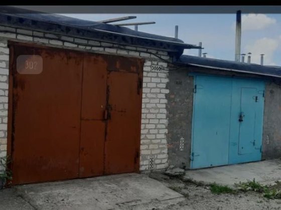 Здам  капітальний гараж р- н Бобровица Черніїв