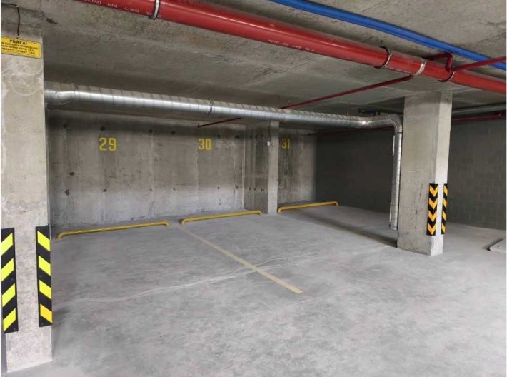 Оренда паркомісця,паркінг,гараж від власника с.Брюховичі,вул.Широка 22 - фото 1