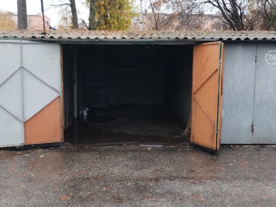 Сдам гараж новые дома Горбани