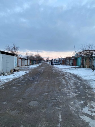 Сдам гараж металлический, Хортицкий р-н. ГК ,,Фронтовик,, - фото 1
