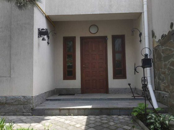 Продам дом м. Алексеевское б. Фронтовиков Харків