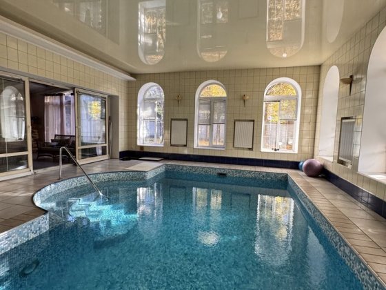 Елітний будинок 430 м² з басейном і сауною Петропавлівська Борщагівка Петропавлівська Борщагівка