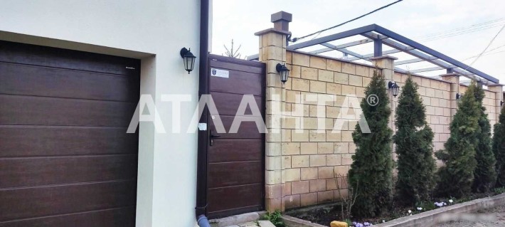 Стильный и полностью укомплектованный дом с гаражом и зоной отдыха - фото 1