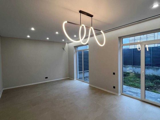 Таунхаус з ремонтом/Центральні комунікації /ГАЗ /Софіївська Борщагівка Софиевская Борщаговка