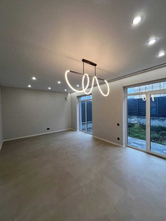 Таунхаус з ремонтом/Центральні комунікації /ГАЗ /Софіївська Борщагівка - фото 1